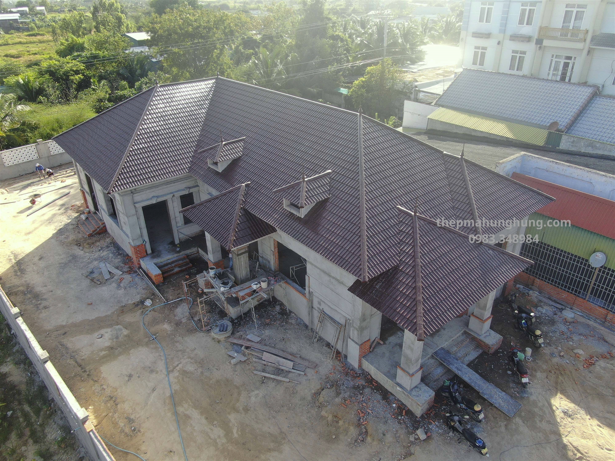 Chú Minh- KM32 Hàm Thuận Nam - Mái Nhật - Khung Kèo Zacs INOK - Ngói Tráng Men